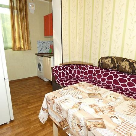Квартира В Пицунде На Агрба 19 К1 Apartment Pizunda Luaran gambar